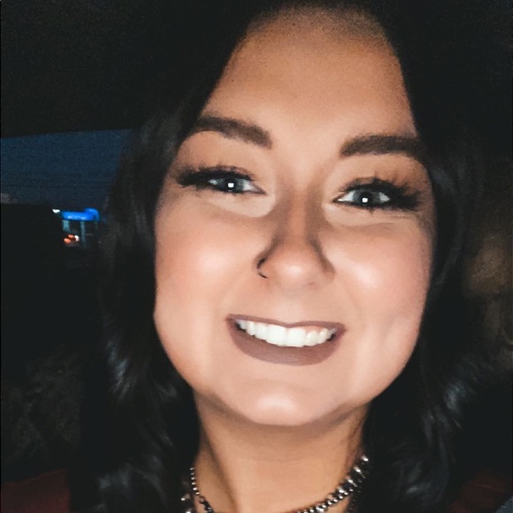 Meet your Posher, Alycc - Picture 1 of 1